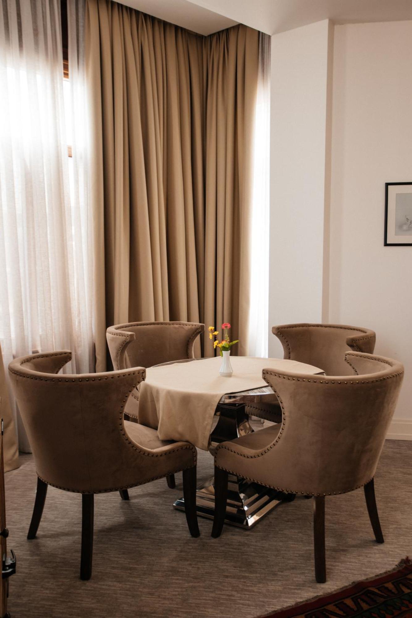 Shirvanshah Hotel Baku Extérieur photo